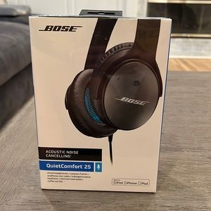 Bose acoustic noise cancelling quietcomfort 25 headphones
